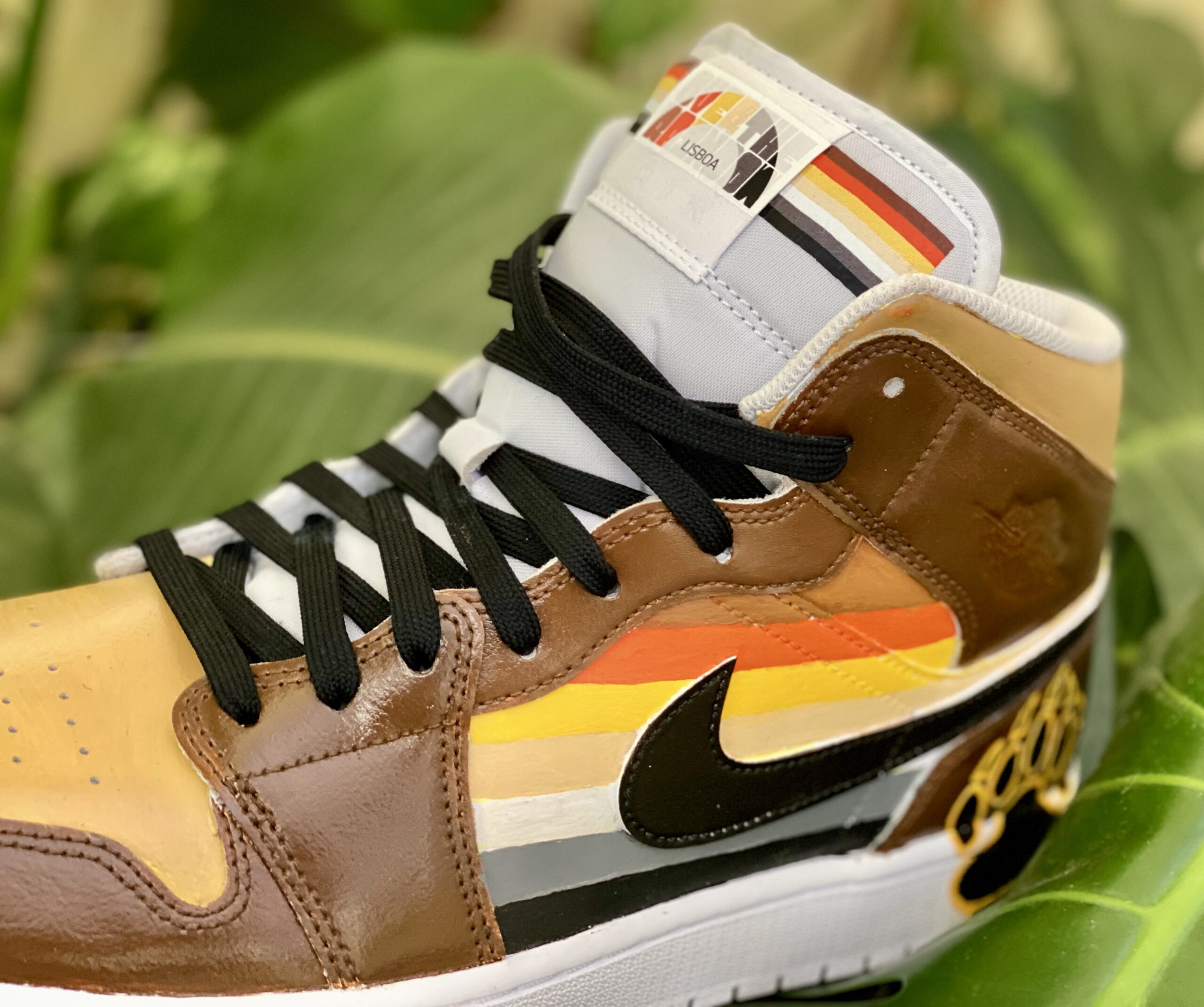 Nike "Bear" Jordan 1 Mid - original - Image 3